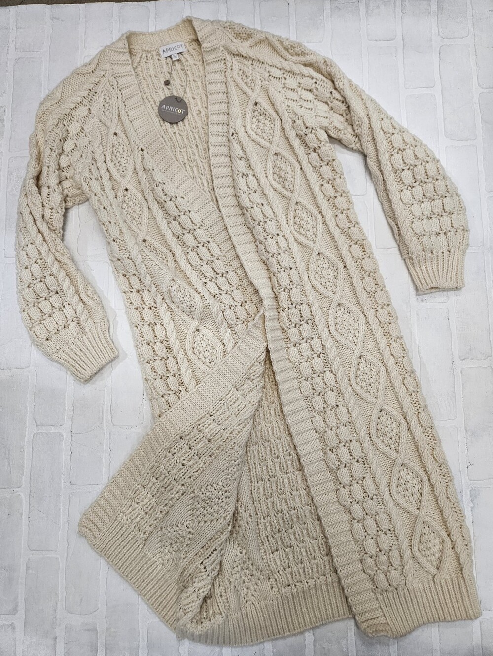 Chunky Cream Cableknit Open Cardi